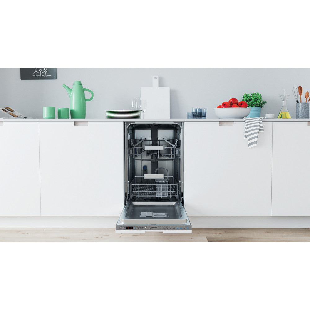 Integrated dishwasher: slim, silver colour - DSIO 3T224 E Z UK N